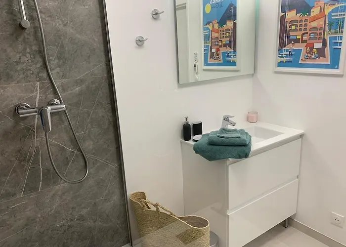 Vue Sur Les Iles D'or